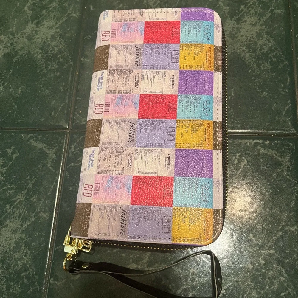 Taylor swift themed wallet.  Never used